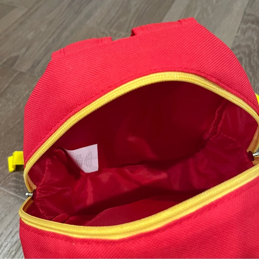 Disney Winnie The Pooh Bear Yellow Red Baby Toddler Harness Backpack